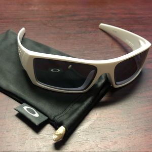 Men’s Oakley Gascan - White